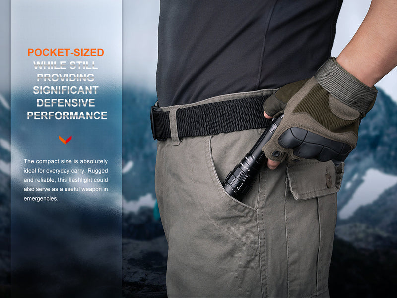 Load image into Gallery viewer, V3 Rechargeable Flashlight - PD40R