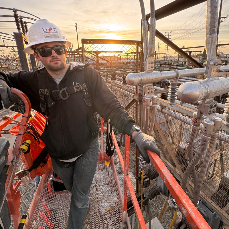 Load image into Gallery viewer, Zip-Up Black FR Hooded Sweatshirt