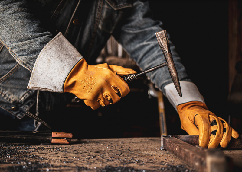 Load image into Gallery viewer, Smooth Operator - T355