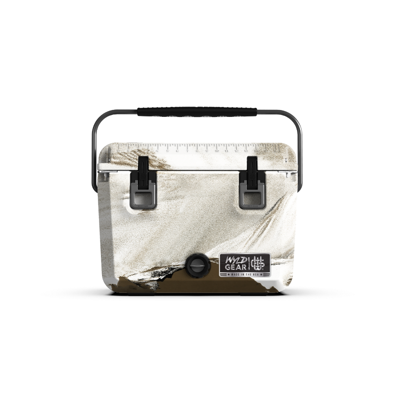 Load image into Gallery viewer, 25qt Freedom Series Cooler