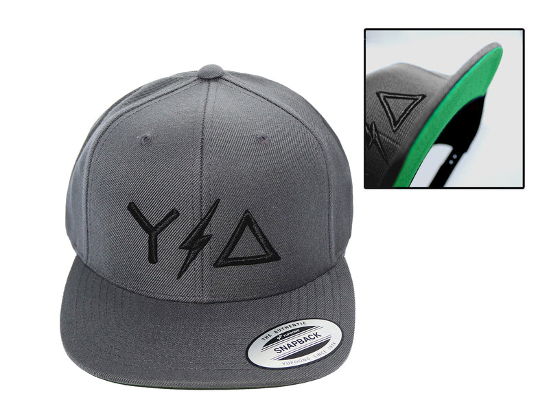 Load image into Gallery viewer, Gray Flat Brim Snapback