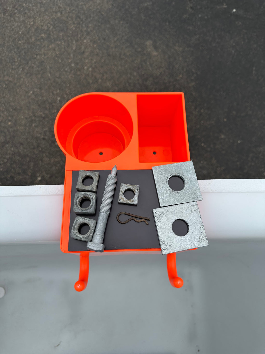 The 4N1 Tool Organizer with Magnet