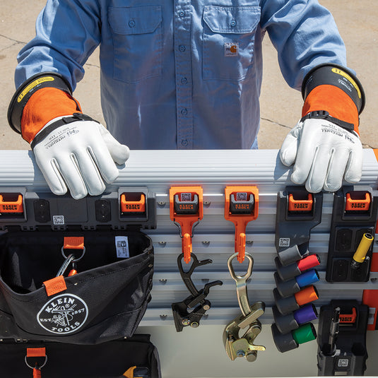 Wide Range Service Grip