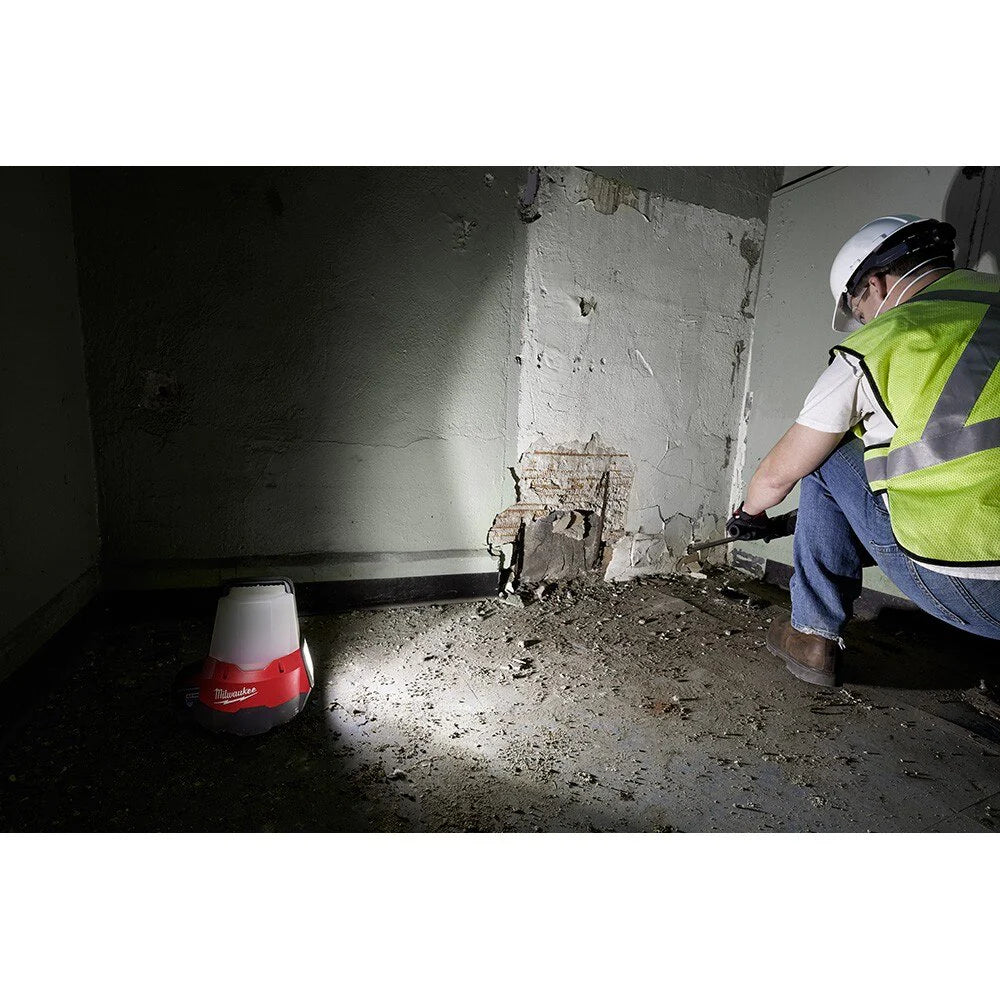 M18 RADIUS Compact Site Light w/Flood Modec