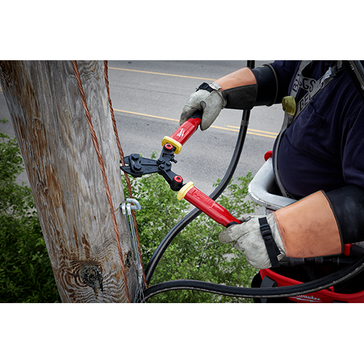 Fiberglass Bolt Cutter with PIVOTMOVE™ Rotating Handles