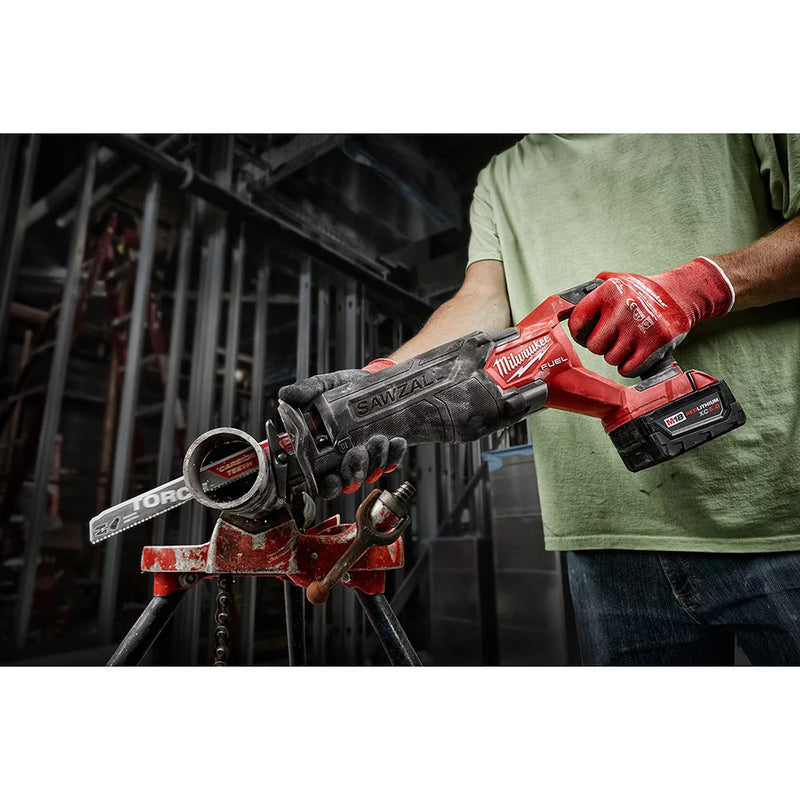 Load image into Gallery viewer, M18 FUEL SAWZALL Reciprocating Saw - 2 Battery XC5.0 Kit
