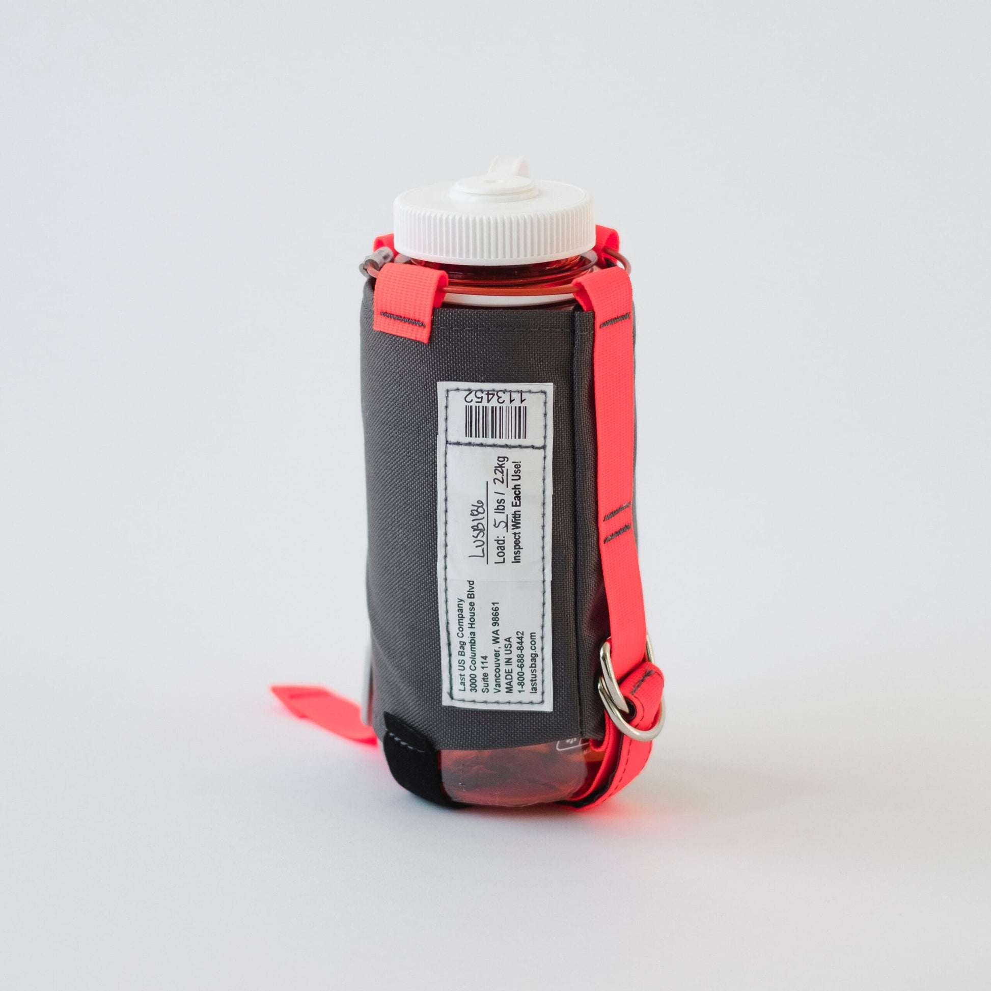 LUSB186 32oz. Water Bottle &amp; Carrier, 4#, 10x4x4