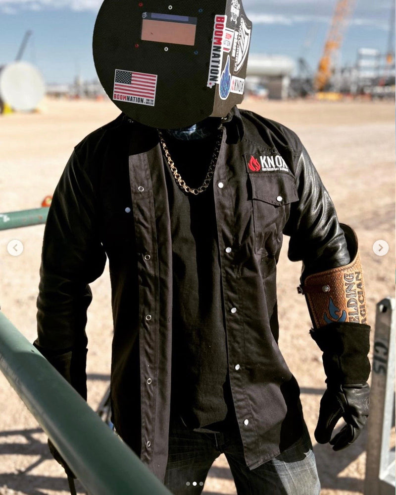 Load image into Gallery viewer, The Johnny Cash Edition Hybrid Leather Sleeves FR Peal Snaps Shirt

