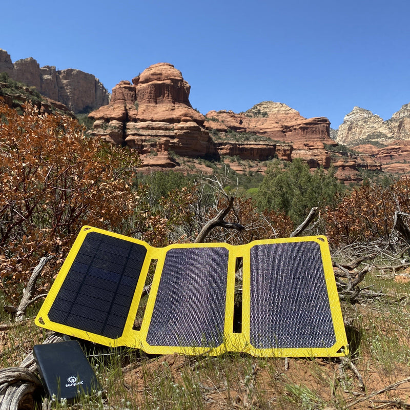 Load image into Gallery viewer, SunJack 15 Watt ETFE Foldable Portable Solar Panel Charger with 10000mAh Power Bank Battery
