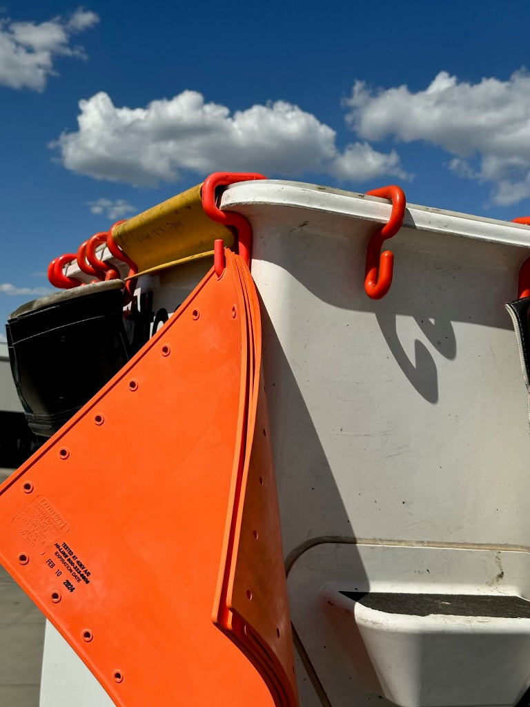 Blanket Hook Efficiency Bundle - (1x Big Rack, 4x 3" Blanket Hooks, 5x HD Lanyards)