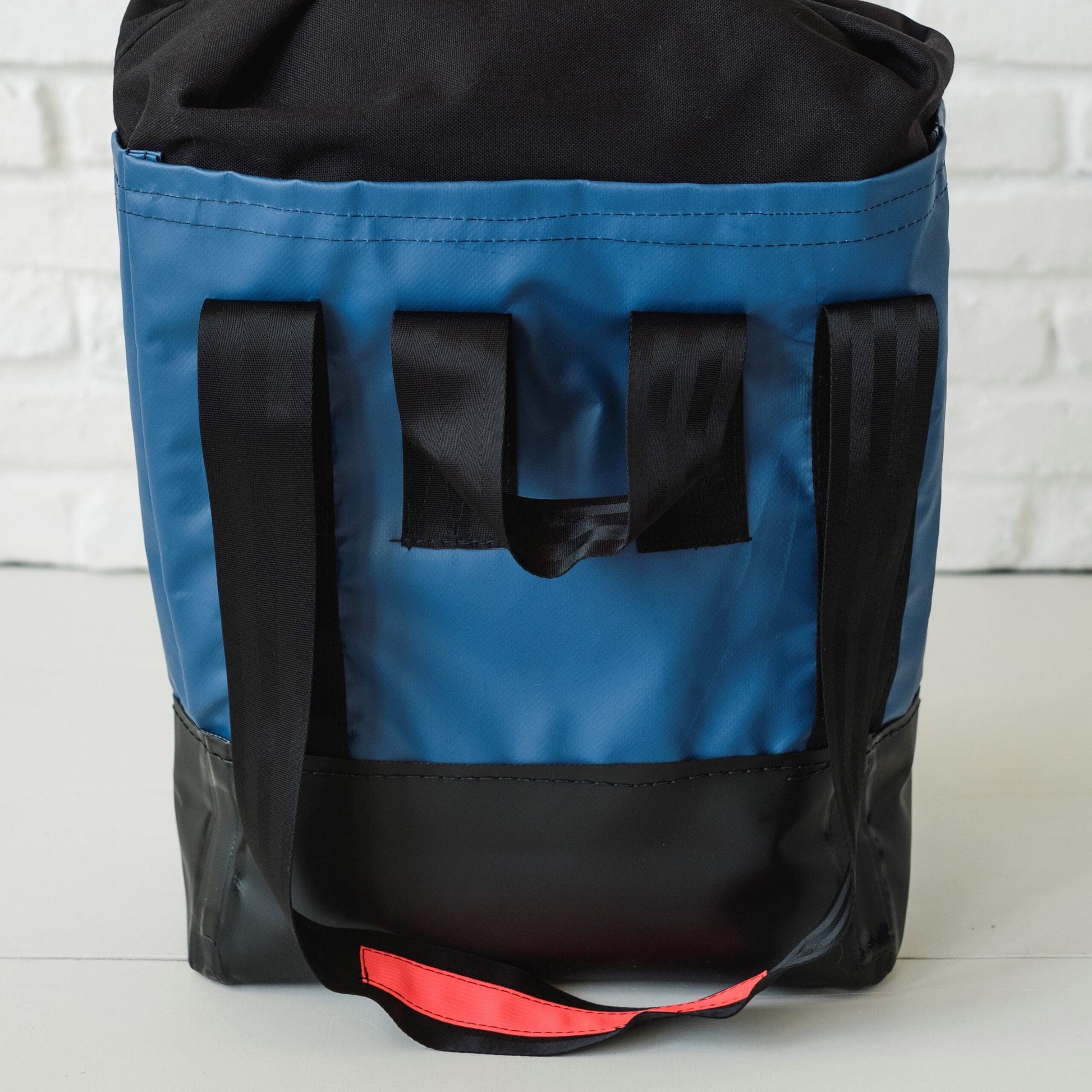 LUSB004HD HEAVY DUTY Small Vinyl Lift Tote, 100#, 15x15x4