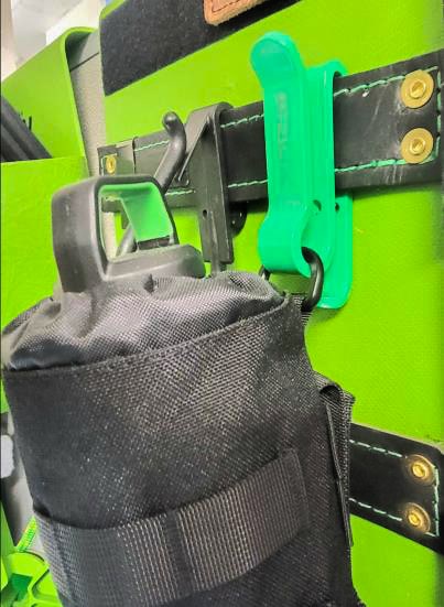 Buckingham Buck Bottle Holster – 4507-24 4507-24