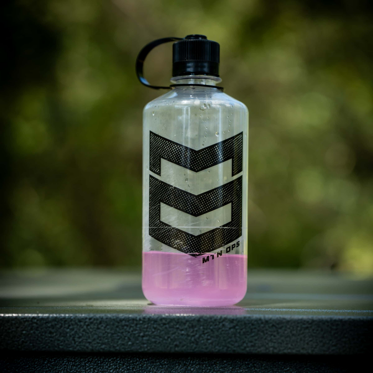 STRIKER NALGENE