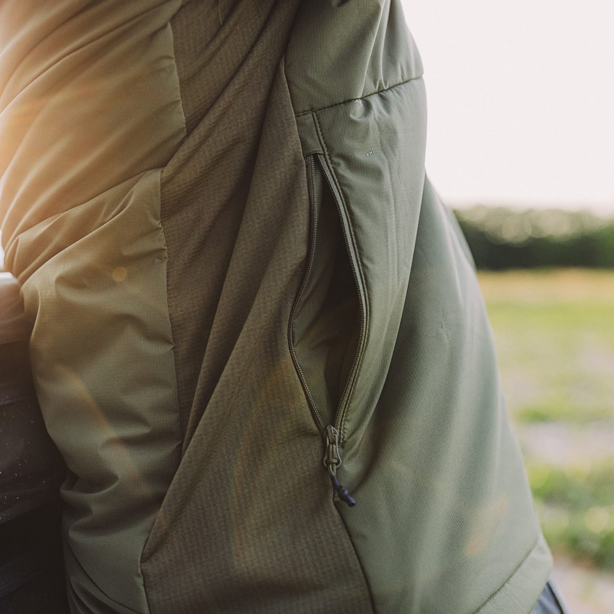 ASCENT HYBRID JACKET