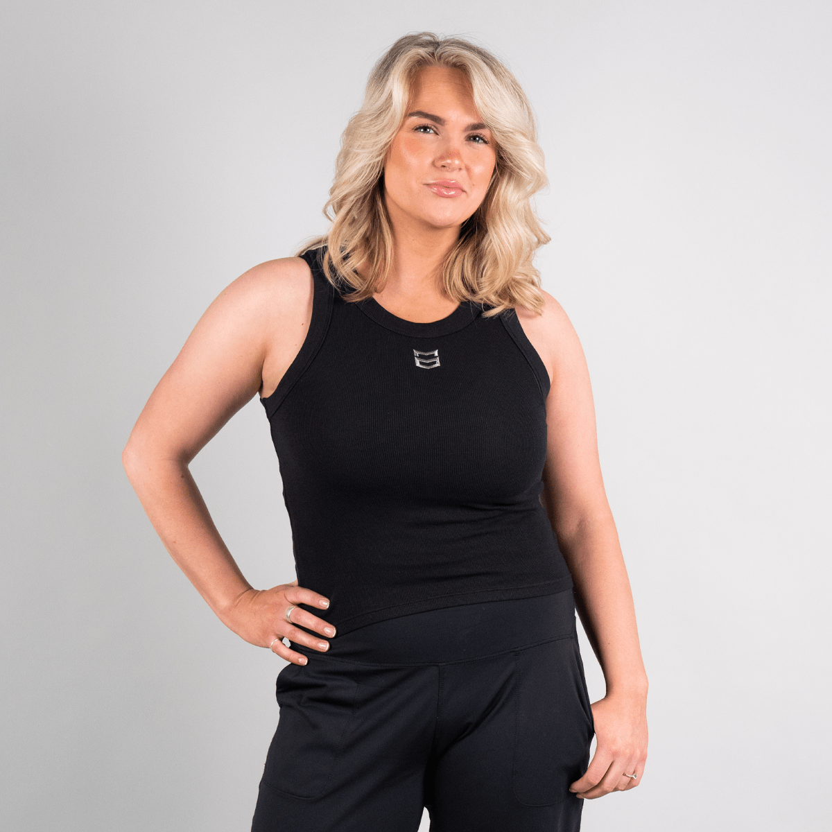 WOMEN'S CHARM CROP TOP - Black / XXL