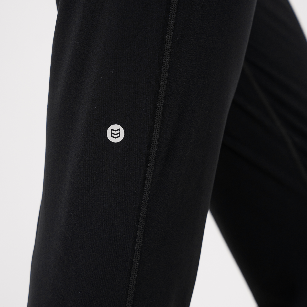 WOMEN'S REVIVE JOGGER